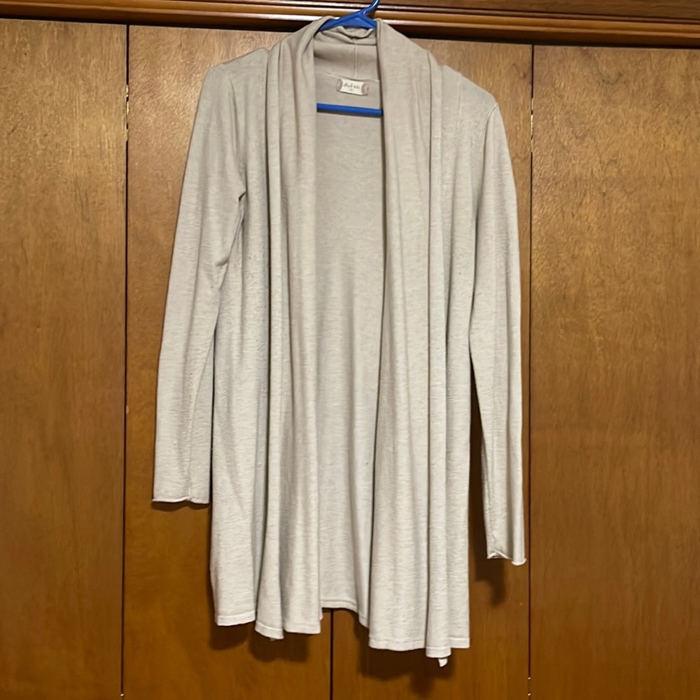 ⭐️Alterd state cardigan sweater. Size M/L
